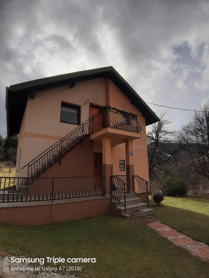 Apartman Sara Pale - Ski Centar Ravna Planina エクステリア 写真